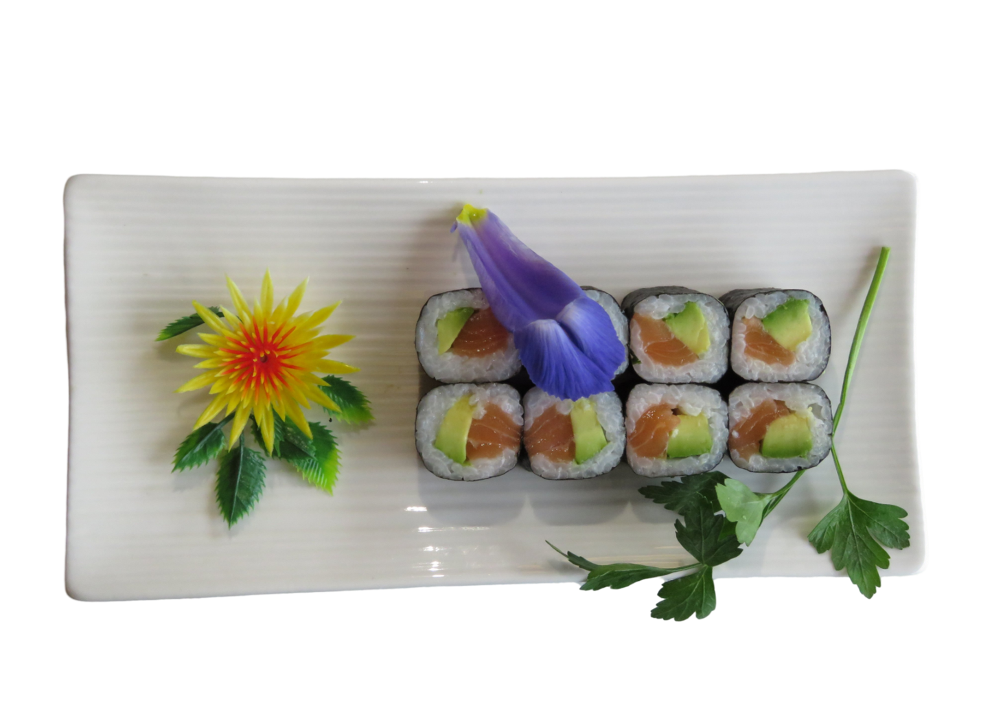 MAKI DE SALMÓN AGUACATE