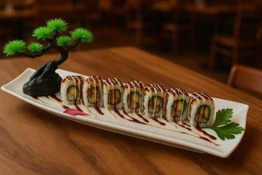 URAMAKI DE LANGOSTINO Y AGUACATE